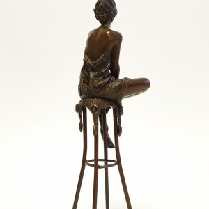 Tượng cô gái ngồi trên ghể bằng đồng Pierre Collinet, A Lady on Stool