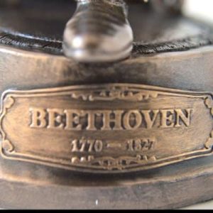 Tượng nhà soạn nhạc tài ba Ludwig van Beethoven