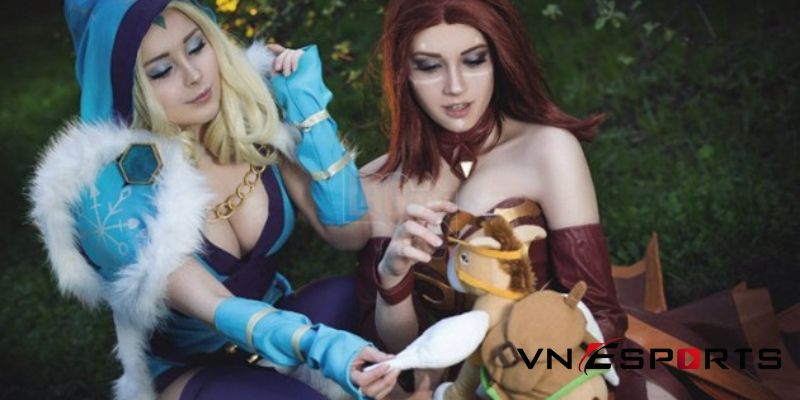 cosplay-crystal-maiden-trong-game-dota-9 cosplay Crystal Maiden phong cách nữ hoàng băng giá (9)