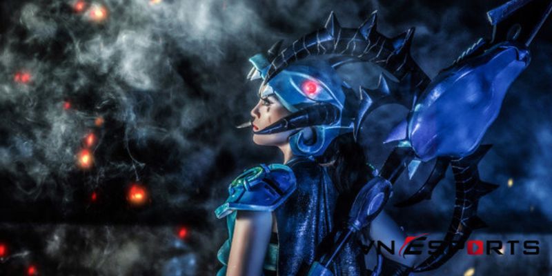 cosplay-vayne-do-long-3 cosplay vayne đồ long trong không gian u ám