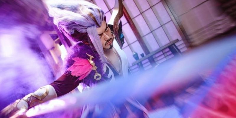 cosplay-yasuo-lien-quan-phien-ban-nam-12 Cosplay Yasuo huyễn long kiếm với mái tóc tím
