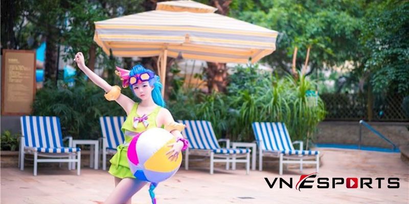 cosplay-zoe-tiec-be-boi-3 cosplay zoe tiệc bể bơi (3)