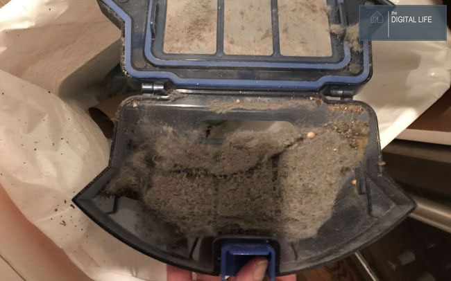 eufy-robovac-11s-dustbin review robot hút bụi eufy robovac 11s