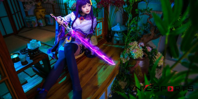 Raiden Shogun cosplay bởi nữ coser Nguyễn Thị Thùy Linh (2)
