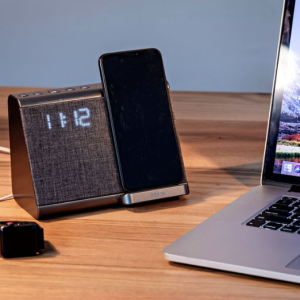 Đồng hồ kiêm loa và sạc không dây Ihome iBTW39