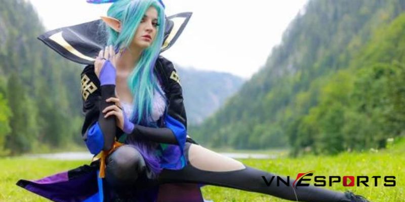 spirit-blossom-vayne-cosplay-3 cosplay Vayne khung cảnh đồi núi chập chùng
