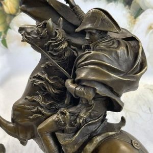Tượng Napoleon cưỡi ngựa bằng đồng