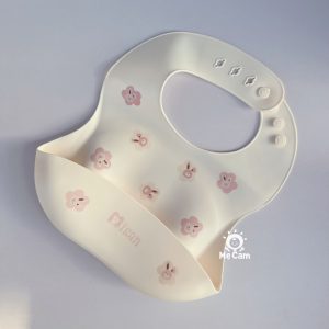 Yếm ăn dặm silicone Misan dáng cong