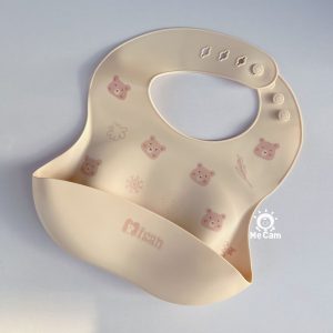Yếm ăn dặm silicone Misan dáng cong