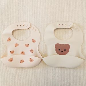 Yếm silicone Mum Bebé