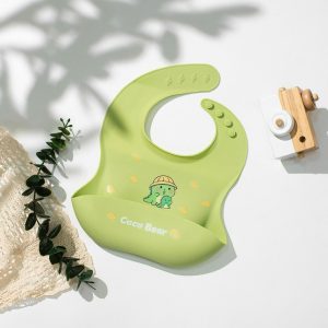 Yếm silicone Coco Bear dáng cong cho bé ăn dặm