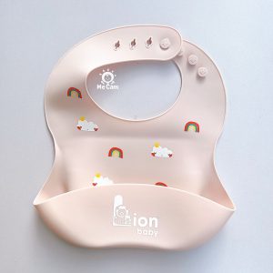 Yếm silicone Coco Bear dáng cong cho bé ăn dặm