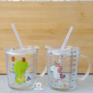 Cốc thuỷ tinh chia vạch kèm nắp + vòi cho bé uống nước, uống sữa