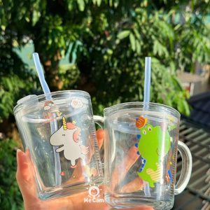 Cốc thuỷ tinh chia vạch kèm nắp + vòi cho bé uống nước, uống sữa