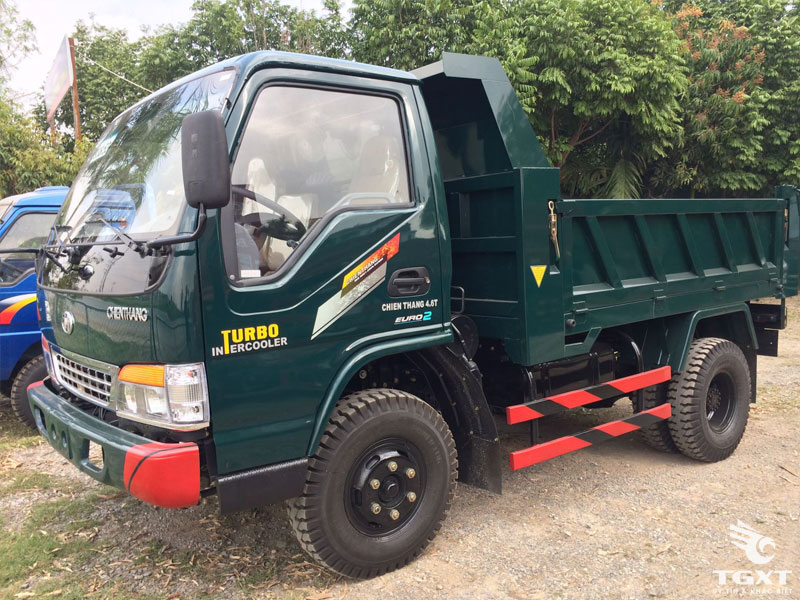 xe ben chien thang 4t6 1