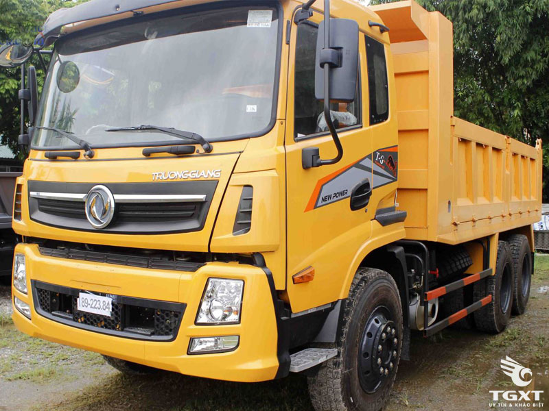 xe ben dongfeng truong giang 3 chan 1