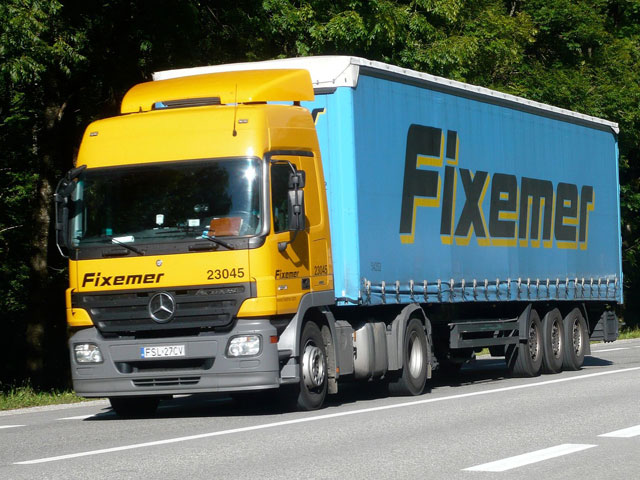 cap-giay-phep-lai-xe-container-o-VN-1