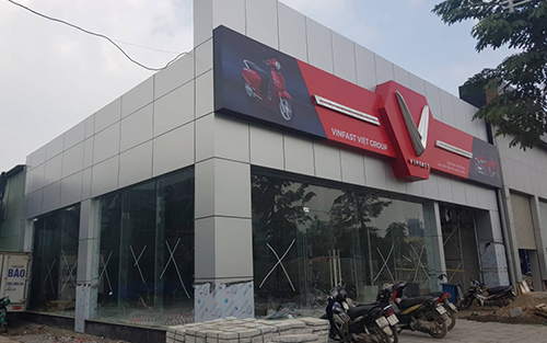VinFast se ban xe may và xe oto tai VN vao tuan sau