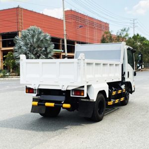 xe ben Isuzu QLR77FE4 1 9 tan 2 5 khoi 2