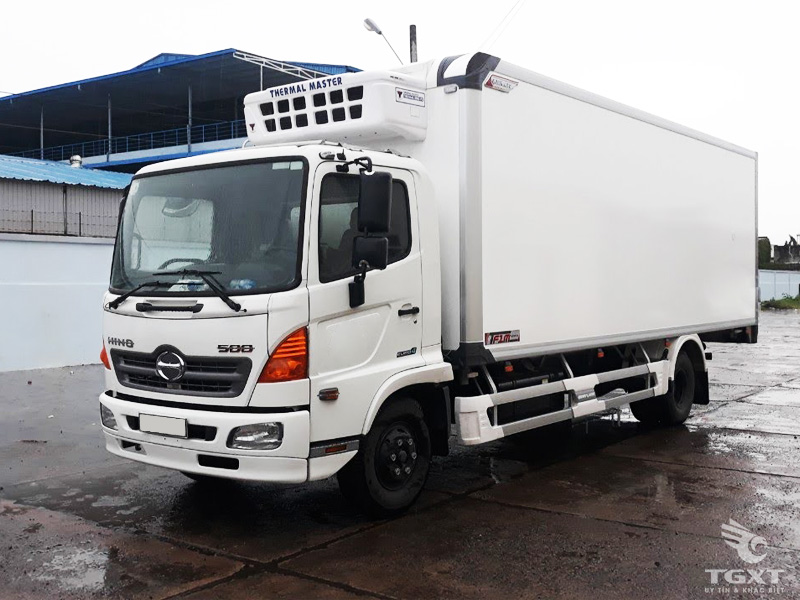 xe tai hino 6 tan thung dong lanh