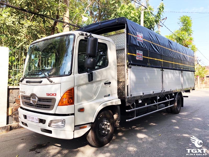 xe-tai-hino-6-tan-thung-mui-bat-1 xe tai hino 6 tan thung mui bat