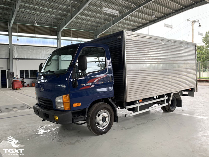 xe tai hyundai 2t5 n250sl thung kin h2